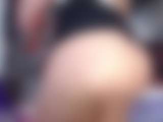 DESIRE10INCHES's Live Sex Cam Show