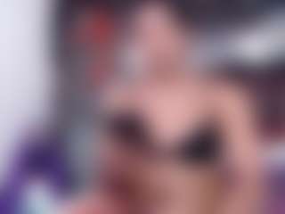 Live cam show with DESIRE10INCHES - English on Livezox