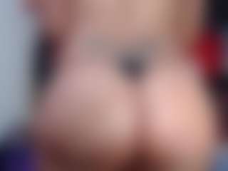 DESIRE10INCHES's Live Sex Cam Show
