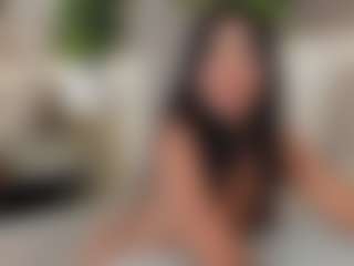 dionneventuri's Live Sex Cam Show