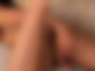 dionneventuri's Live Sex Cam Show