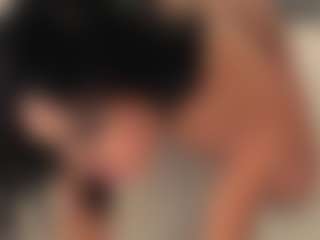dionneventuri's Live Sex Cam Show
