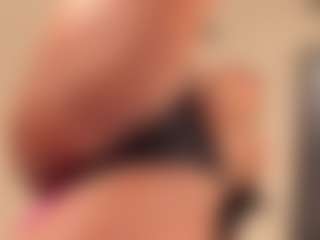 Live cam show with dionneventuri - Deepthroat on madthumbs