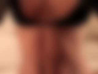 dionneventuri's Live Sex Cam Show