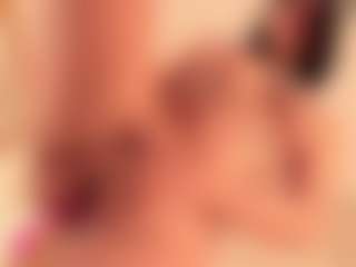 dionneventuri's Live Sex Cam Show