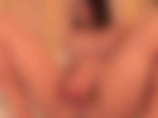 dionneventuri's Live Sex Cam Show