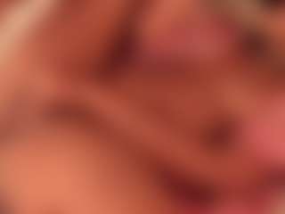 dionneventuri's Live Sex Cam Show