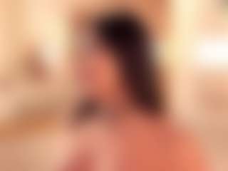dionneventuri's Live Sex Cam Show