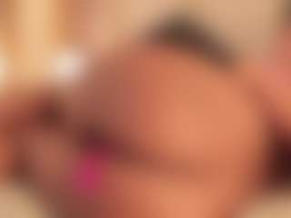 dionneventuri's Live Sex Cam Show
