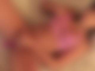 dionneventuri's Live Sex Cam Show