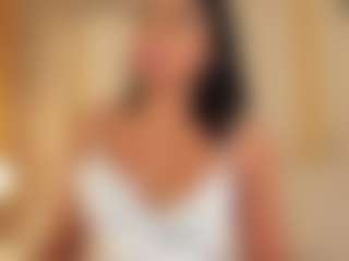 Dionne Venturi🌸's Live Sex Cam Show