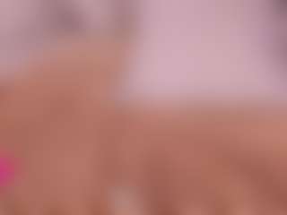 Dionne Venturi🌸's Live Sex Cam Show