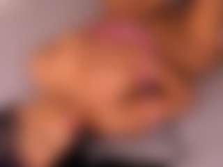 Dionne Venturi🌸's Live Sex Cam Show