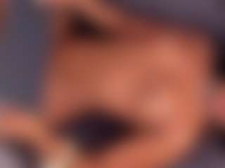 Dionne Venturi🌸's Live Sex Cam Show