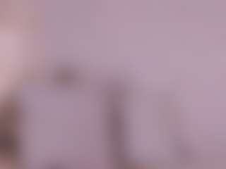 Dionne Venturi🌸's Live Sex Cam Show