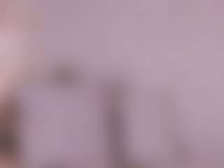 Dionne Venturi🌸's Live Sex Cam Show