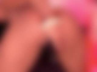 Live cam show with Dionne Venturi🌸 - Brown Hair Teen (18+) on Camsoda