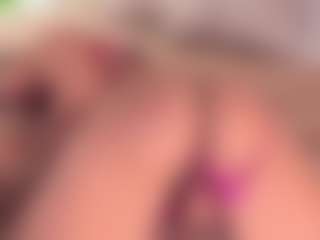 Live cam show with Dionne Venturi🌸 - Small Tits on Camsoda
