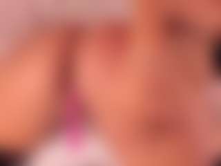 Dionne Venturi🌸's Live Sex Cam Show