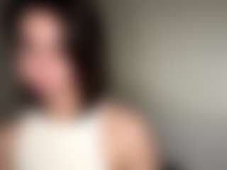 Live cam show with Amy - Sporty on Dare Cams