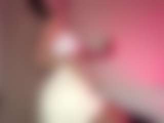 Live cam show with Amy - Bra on Big Tits