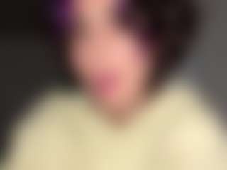 Spettacolo in cam dal vivo con Amy - Bra su Camsoda