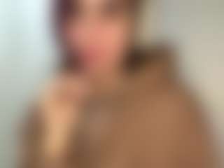 Live cam show with Amy - Bra on CSO-WL