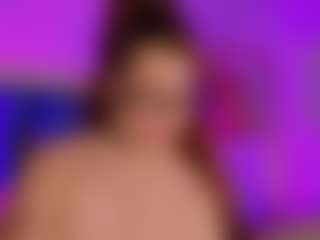 Emilia-Monroee's Live Sex Cam Show