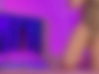 Emilia-Monroee's Live Sex Cam Show