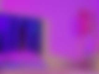 Emilia-Monroee's Live Sex Cam Show