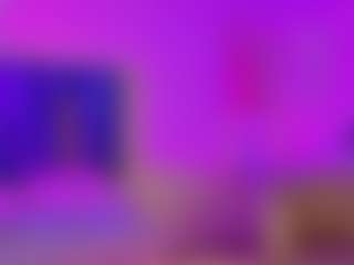 Emilia-Monroee's Live Sex Cam Show