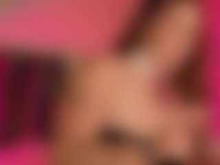 Live cam show with Emilia-Monroee - Twerk on Streamer API