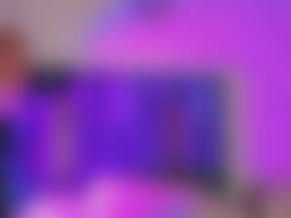 Emilia-Monroee's Live Sex Cam Show