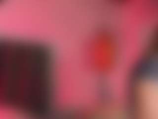 Live cam show with Emilia-Monroee - Ass Bouncing on ObeyMaria
