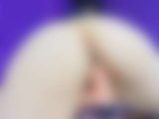 Live cam show with GaiaBdsm - Tease on CamSodaAdn