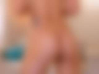 Live cam show with LillySandersX - Thin on galaxygirlnitro.com