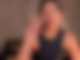 LillySandersX's Live Sex Cam Show