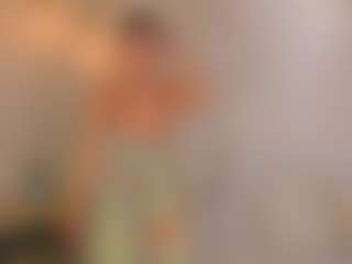 LillySandersX's Live Sex Cam Show