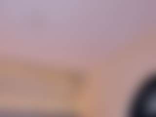 SofiaThonsonn's Live Sex Cam Show