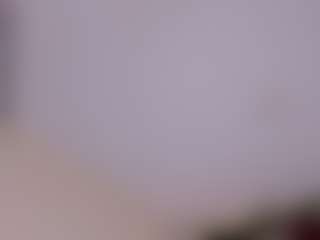 SofiaThonsonn's Live Sex Cam Show