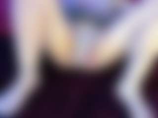 Live cam show with star-doll - Goth on StripNow