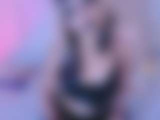 Live cam show with star-doll - Fingers on CSO-WL