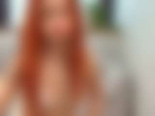Ysenne-Josse's Live Sex Cam Show