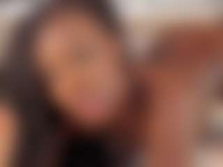 Live cam show with ZafiraBlack - Fingers on AdultVida.com