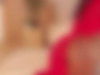 Live cam show with ZafiraBlack - Athletic Shaved Pussy on Dare Cams