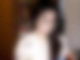 Live cam show with Lily - Striptease on Stripli.com