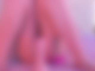 Live cam show with Antonella-Lucenti - Brown Hair on crypto-cams | colombia