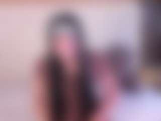 Live cam show with Antonella-Lucenti - Brown Hair on chickslive.net