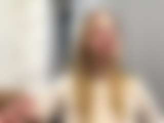 Live cam show with CristalHutchen - Dirty on live18s.com