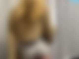CristalHutchen's Live Sex Cam Show